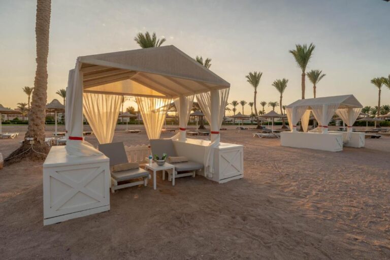 Aurora Oriental Resort