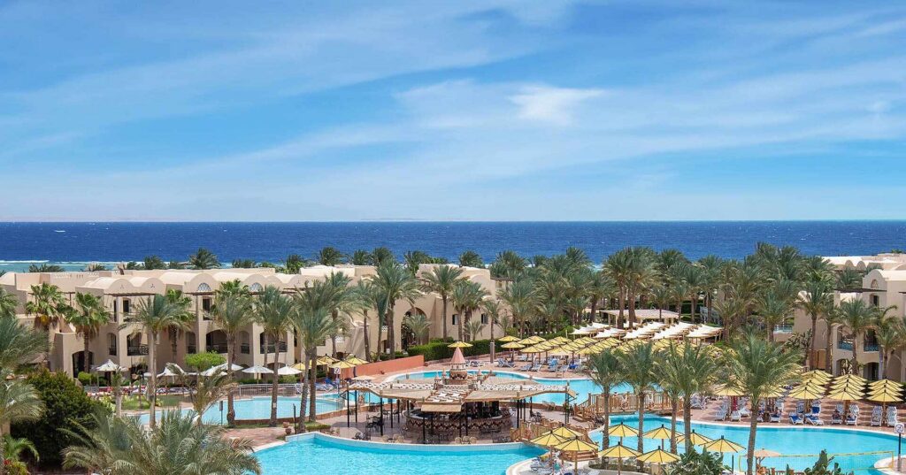 csm Overview Activity Pool Sea 1 217730134c TUI MAGIC LIFE Redsina